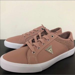 Women’s Guess sneakers